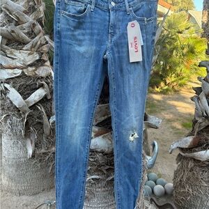 Levi's Women's Distressed Blue Skinny Jeans